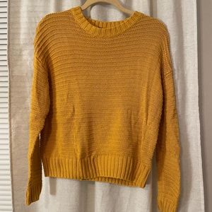 H&M woman’s sweater
